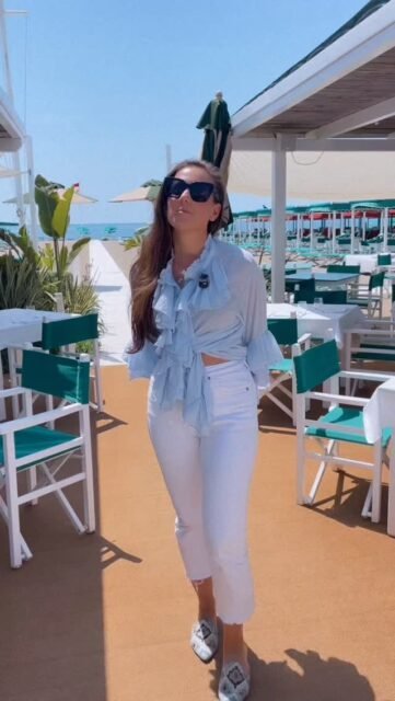 Everyone thinks that finding a beautiful villa in Forte dei Marmi for this summer is already impossible… but actually, we still have some incredible opportunities available. ☀️I’m Sophia, this is Lesia, and we work every day with international clients looking for exclusive villas here in Forte dei Marmi.This season started in the best possible way and we’re really happy because we already helped many clients find the right home for their summer in Italy. And honestly, seeing people fall in love with this place never gets old.But there are still a few prestigious villas available — beautiful properties with pools, private gardens, amazing locations and that special atmosphere that makes Forte dei Marmi so unique.So if you’re still dreaming about an Italian summer, this might be the perfect moment to find your villa.Send us a message, we’d love to help you. 🇮🇹✨#fortedeimarmi #luxuryvilla #italiansummer #luxuryrealestate #tuscany